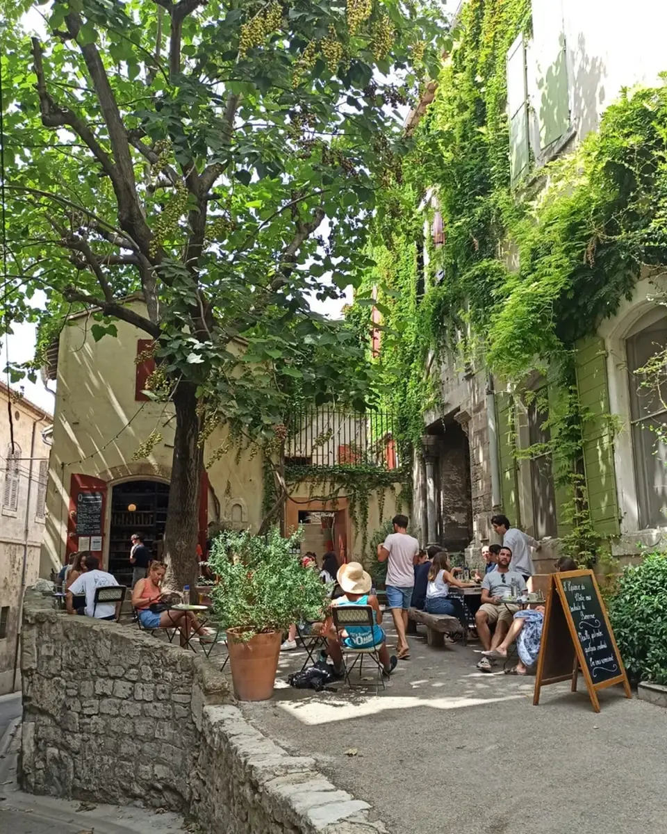 View of L’Épicerie du Cloître's terrace